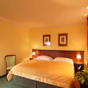 Ea Jeleni Dvur Castle Hotel Prague