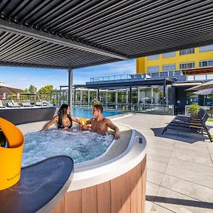 Hotel Aura Design&garden Pool